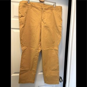Old Navy Pixie Khakis